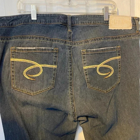 Z Cavaricci Dark Wash Straight Leg Blue Jeans Women Plus Size 22/42” Pockets - Picture 9 of 11